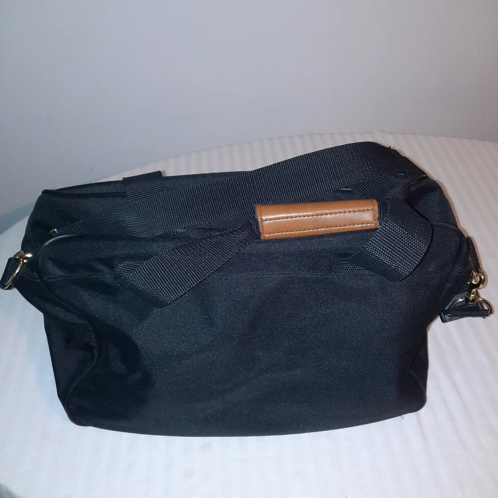 Samsonite carryon case